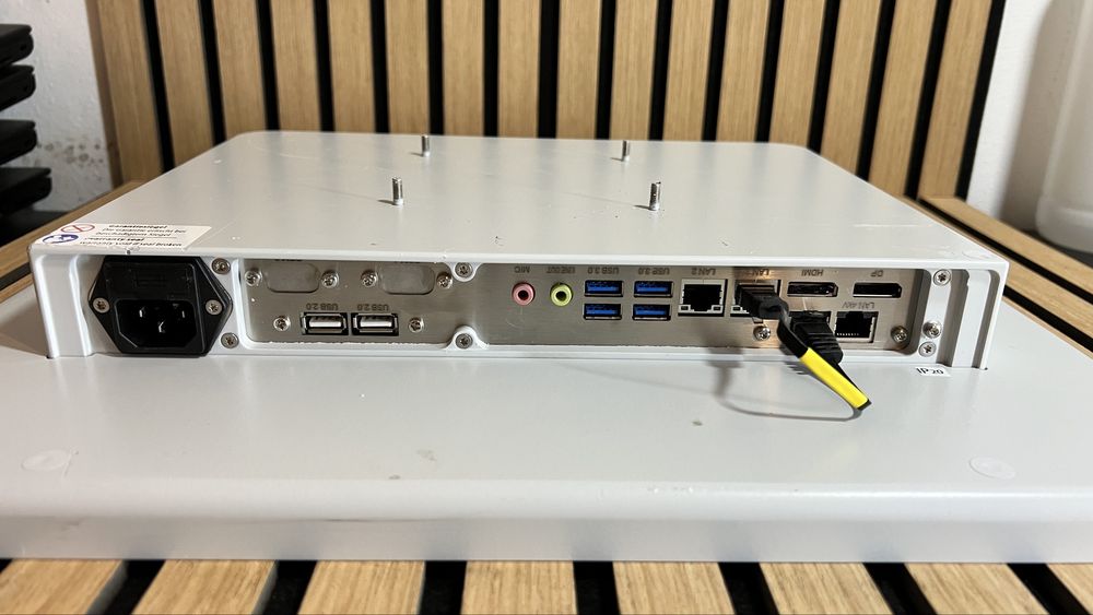 Продам компютер монитор