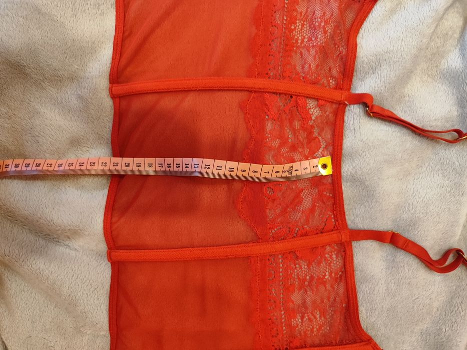 Czerwony gorset bielizna seksowną erotyczna haftki ramiączka regulowan