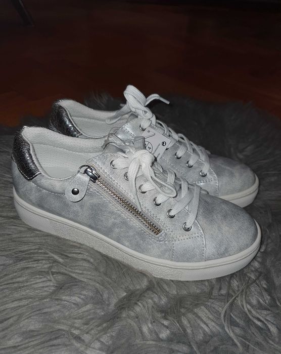 Trampki damskie, rozmiar 37, długość wkładki  24,5 cm