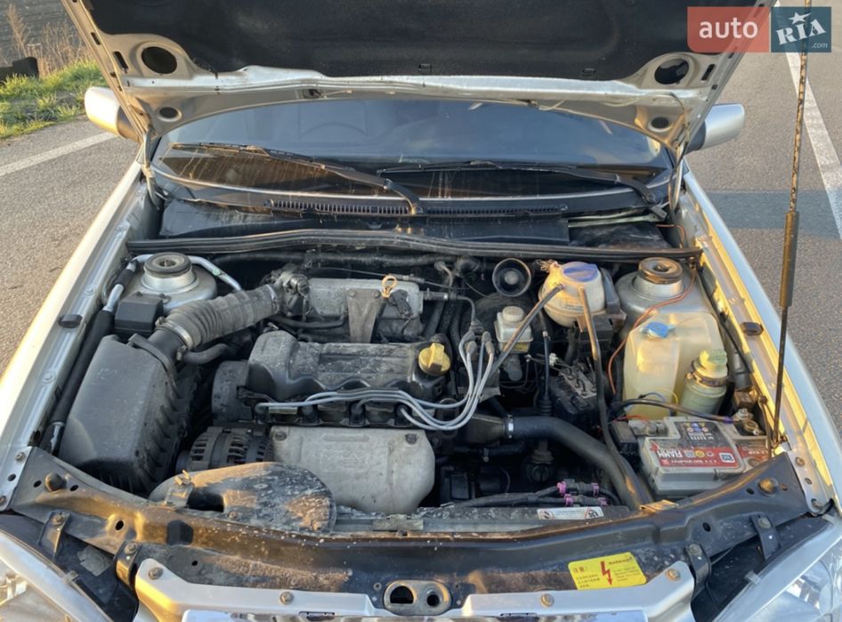 Продаю Chery Amulet 1,6