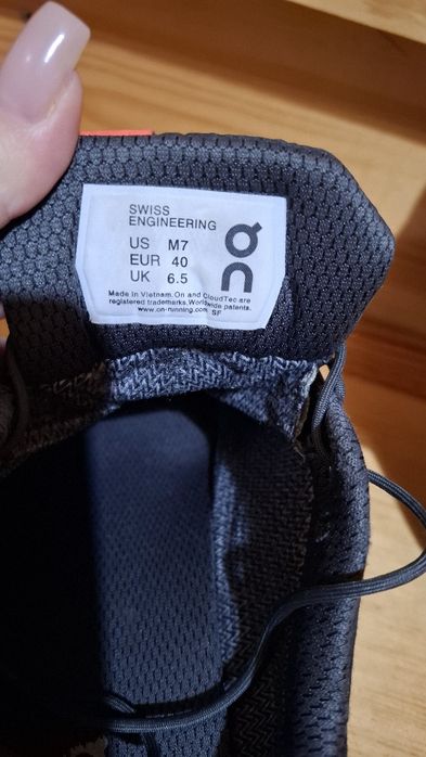 Кросівки бренду On, модель Cloudwander Waterproof.