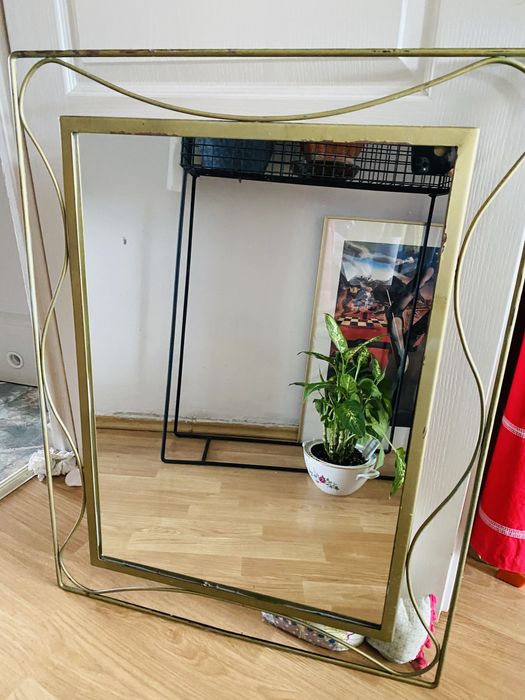 Lustro PRL-  metalowa oprawa 84 cm x 64 cm , lata 70-te