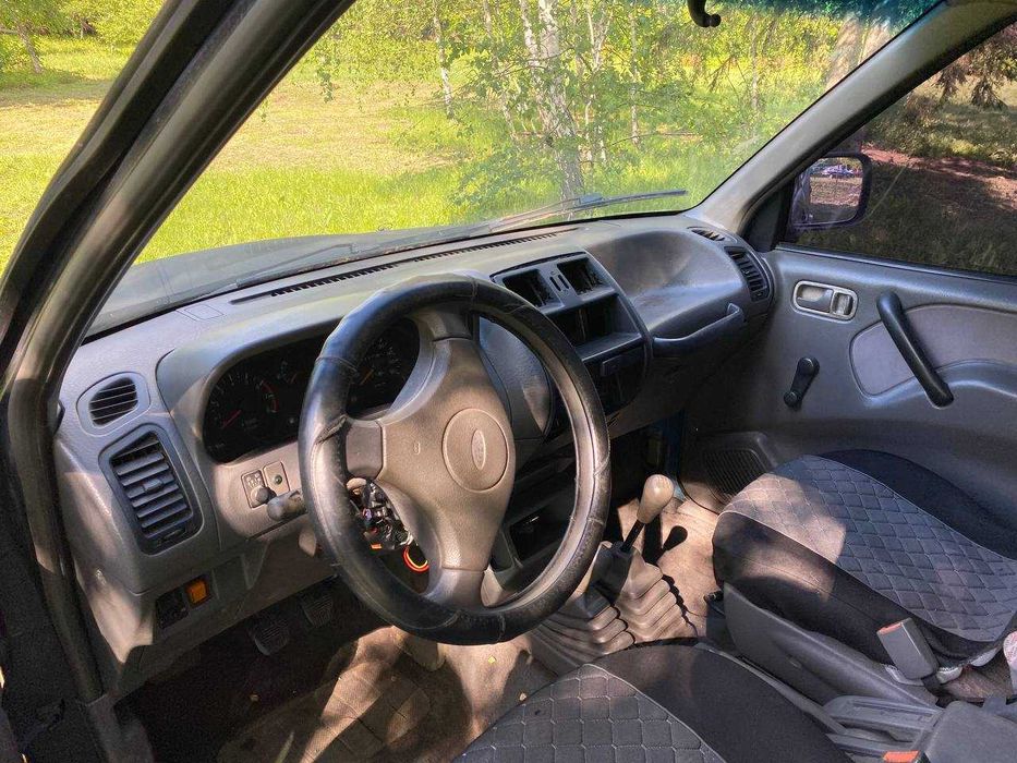 Продаю Nissan Terrano II 1993 2.4 бензин МКПП 4x4