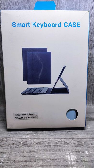 Etui do tabletu Samsung Galaxy Tab A9 8.7" z klawiaturą bluetooth