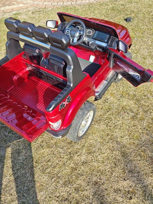 Samochód elektryczny dla dziecka