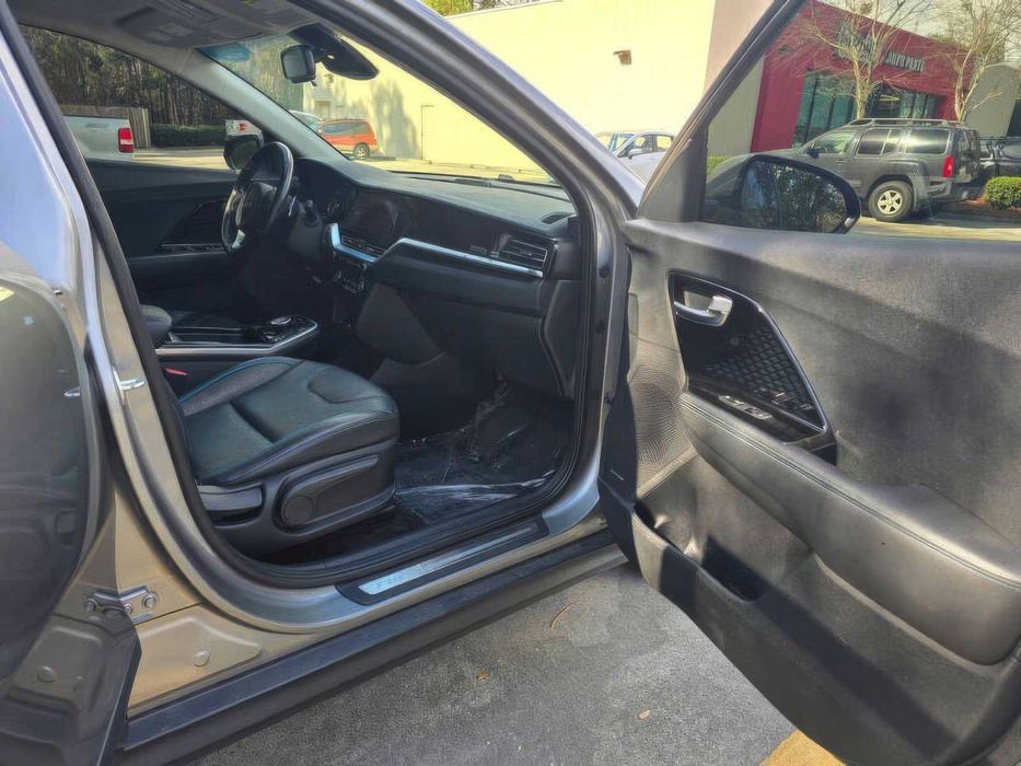 Kia Niro EV EX Premium      2022