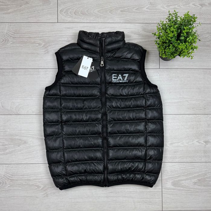 Жилетка Emporio Armani EA7 безрукавка емпоріо армані пуфер