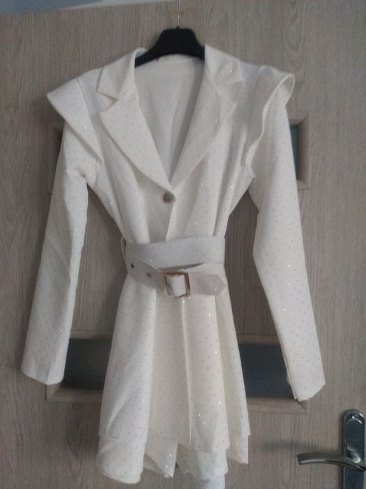 Nowy biały kombinezon blink blink