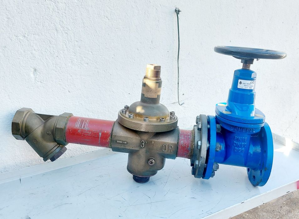 Valvula de cunha PN 16 DN 80 com Valvula Redutora e filtro 3 "64552281171459120
