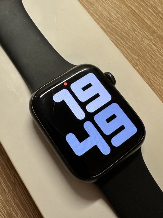apple watch se 44mm