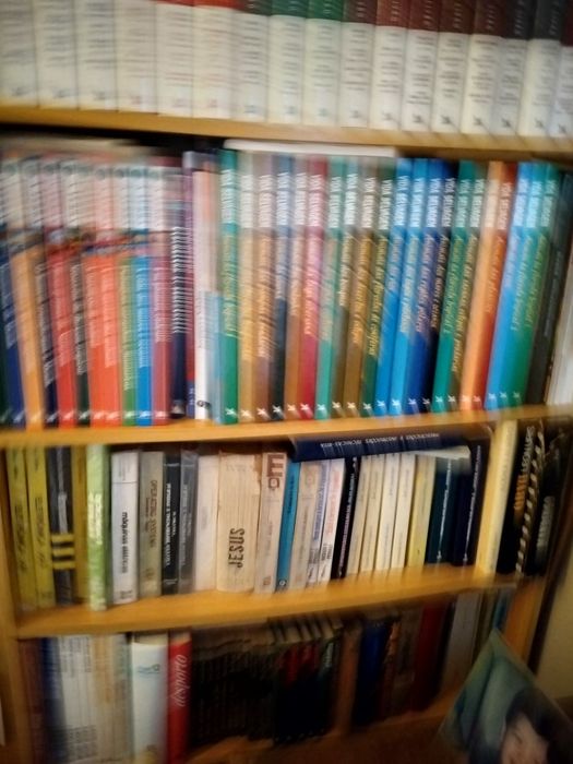 Coleções de livros e Enciclopédias