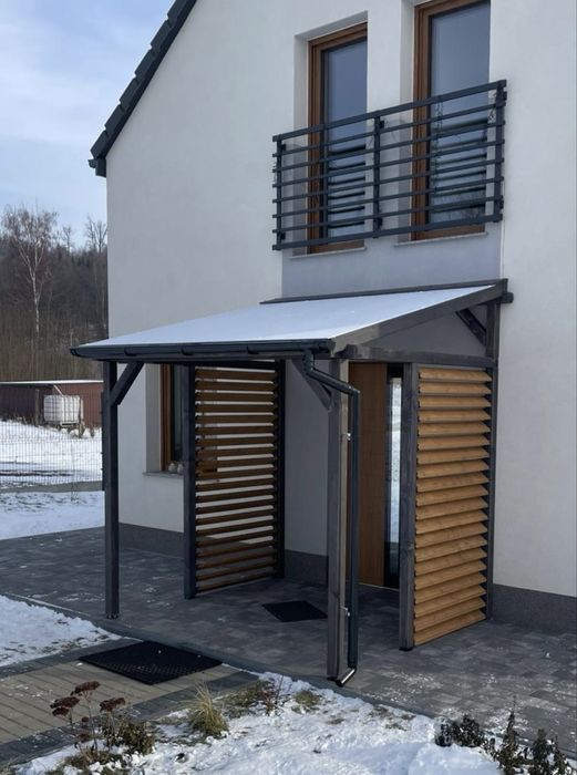Zadaszenie / ganek / zaluzje drenwiane
