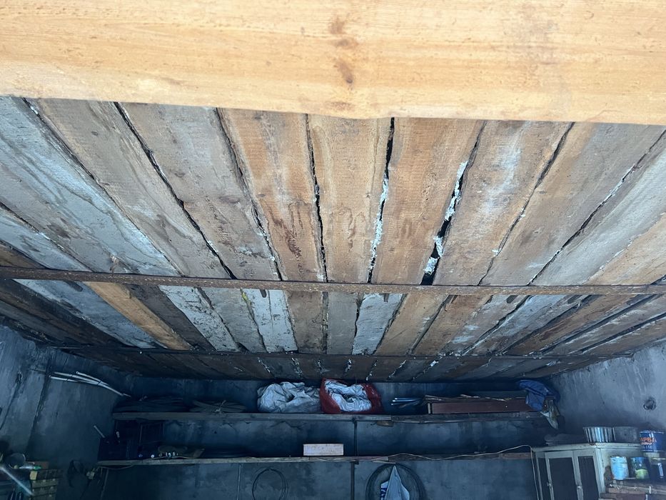 Продам гараж на цементике