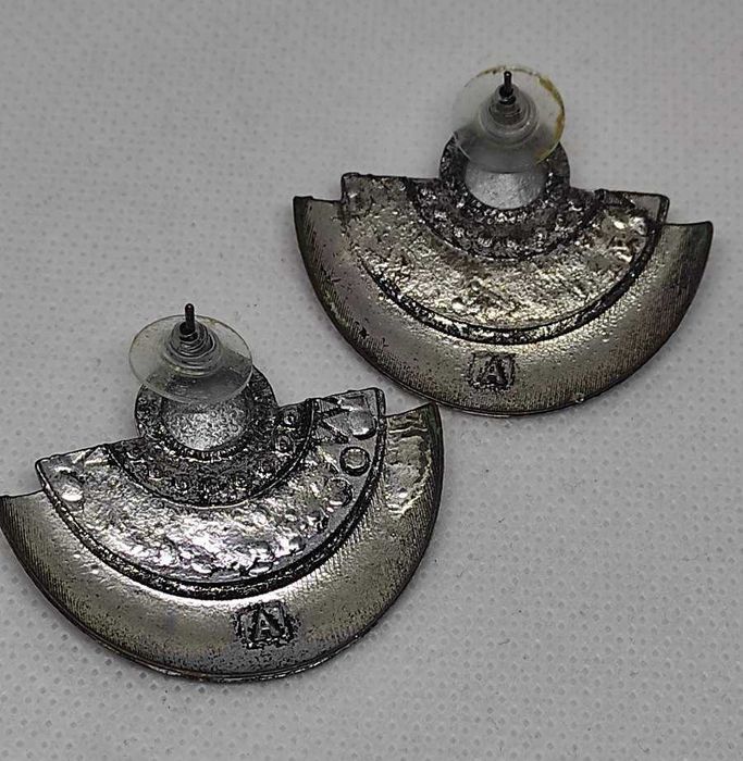 Brincos Prateados - Pedra Cor de Rosa - Estilo Grego