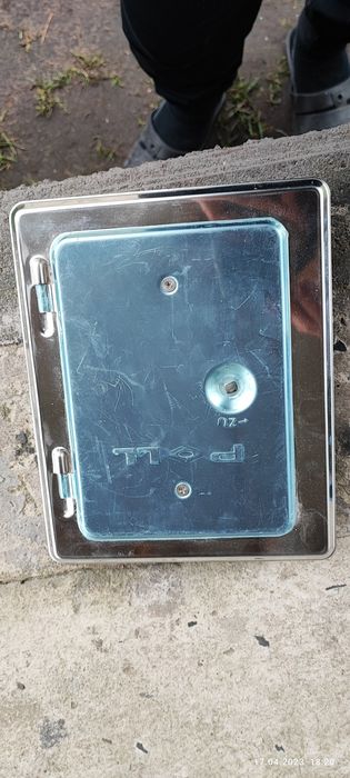 Лючок для ревізії