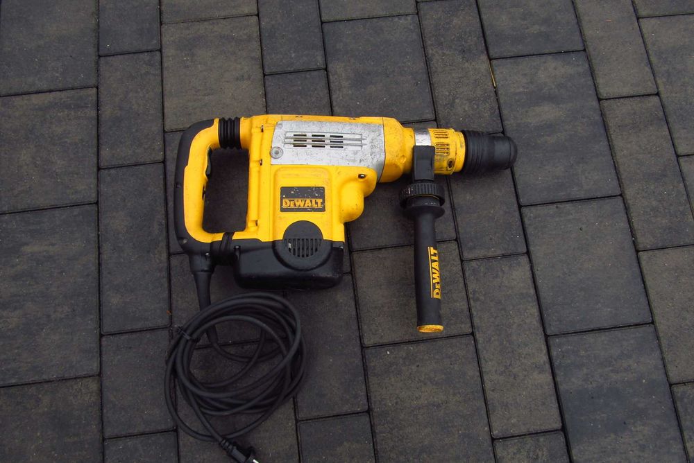 DeWalt D25722 Młotowiertarki Sieciowe  1400w  9,1kg