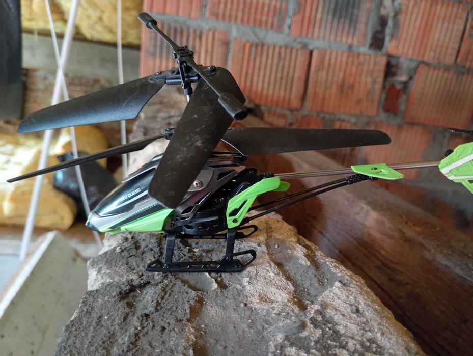 Skyquesc  oraz Hl20 helikopter bez pilota Na sprzedaż