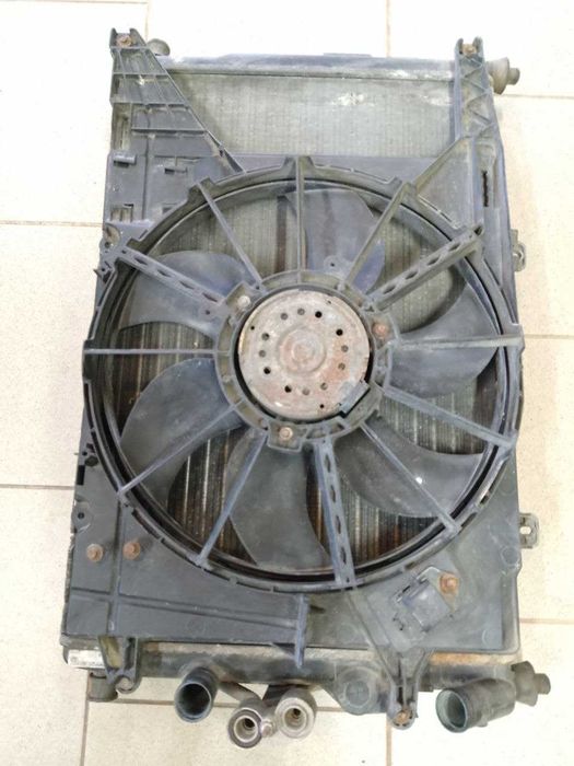 Радіатор охолодження кондиціонера ірезонатор для Renault Megane1 2002