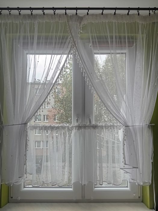 Firanki z perełkami