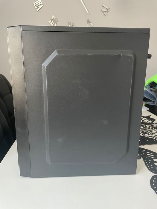 Komputer używany w bardzo dobrym stanie