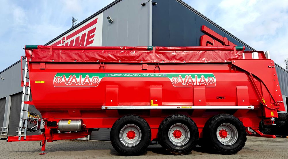 Przyczepa rolnicza skorupowa VAIA tridem NL28 wywrotka Krampe Joskin