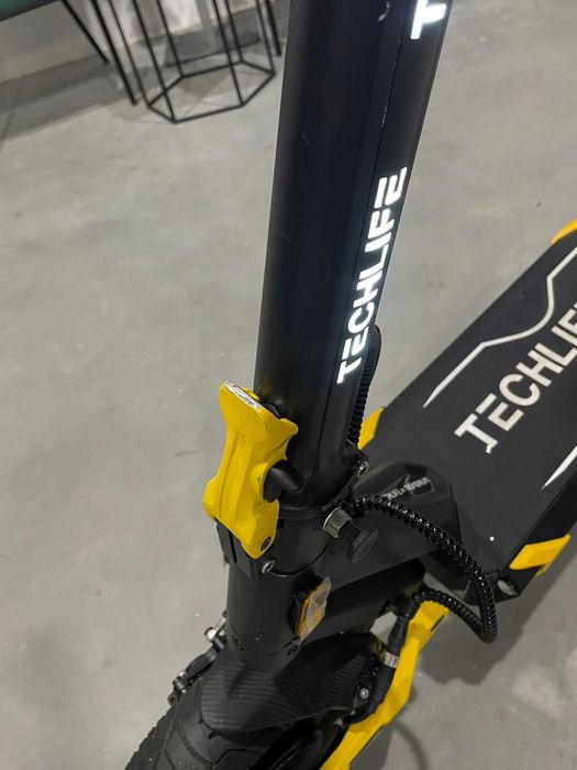 Hulajnoga Elektryczna TECHLIFE Q5 25Ah Odnowiona - 2 LATA GWARANCJI!