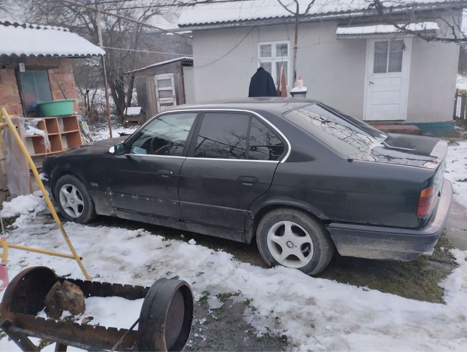 Продам машину Терміново…