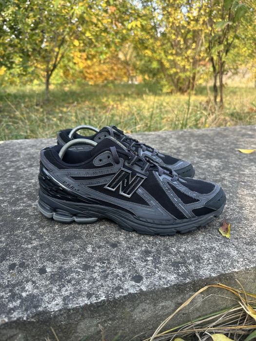 Кросівки New Balance. В розмірі 43