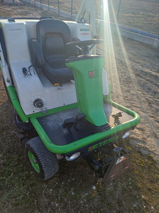 Kosiarka traktorek ETESIA Hydro 124D diesel 
Silnik