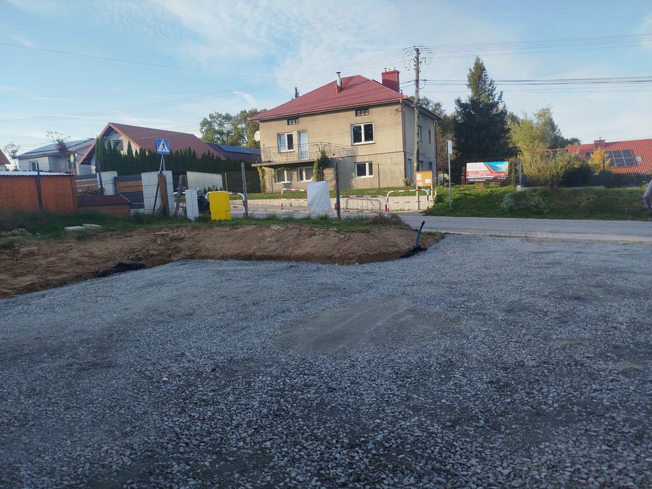 Budowa dróg dojazdowych , utwardzanie