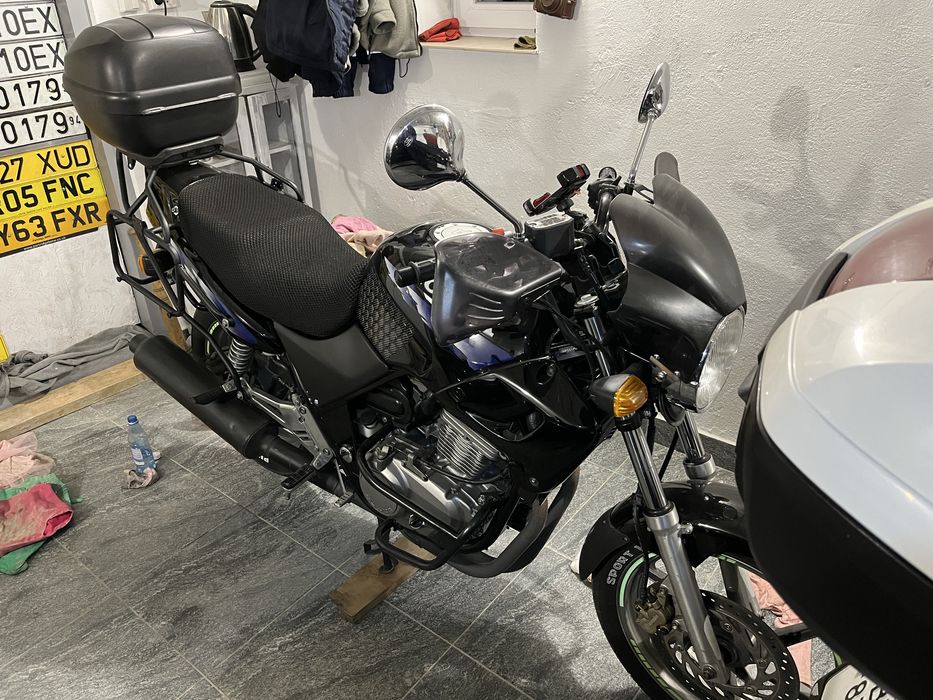 Вітрове скло,обтікач,вітровик на мотоцикл PUIG