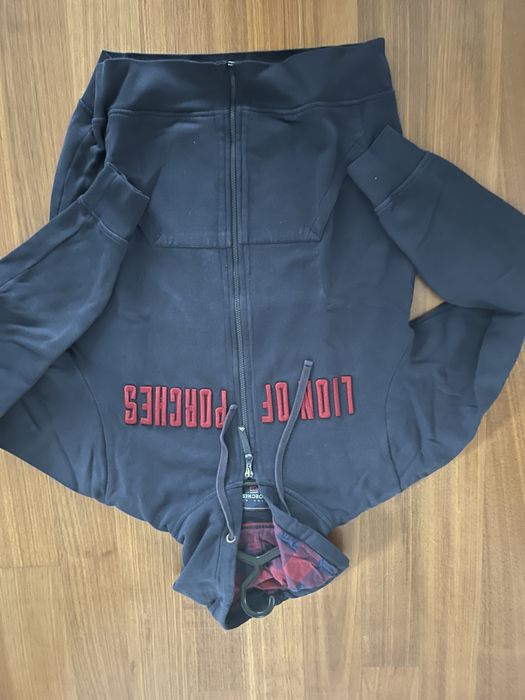 Casaco Lion of Porches