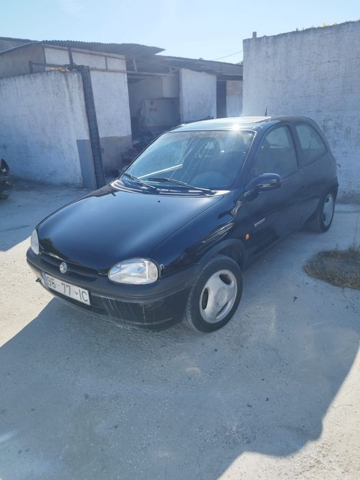 Opel Corsa (5 lugares) 1500 turbo diesel de 1997