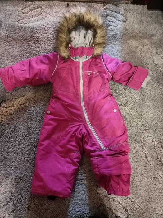 Продам осенний костюм для девочки