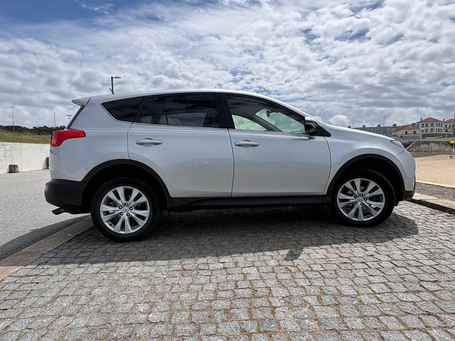 Toyota RAV4 2.2 D-4D 4x4 Executive