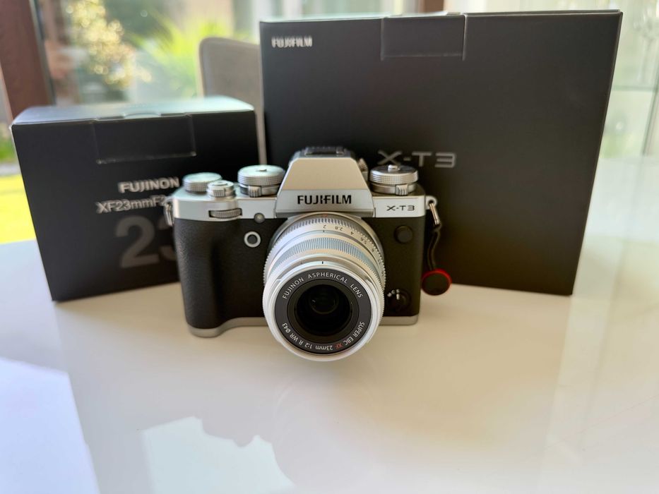 Fujifilm X-T3 srebrny + XF 23mm F2 WR srebrny komplet
