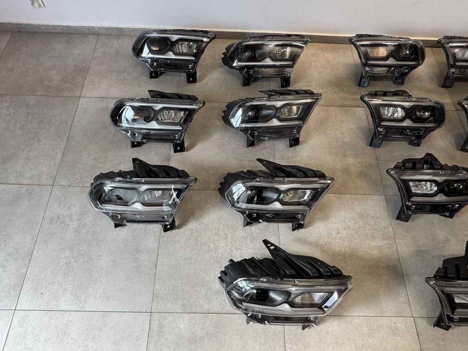 Reflektory Lampy Full LED Dodge Durango 2021-2026