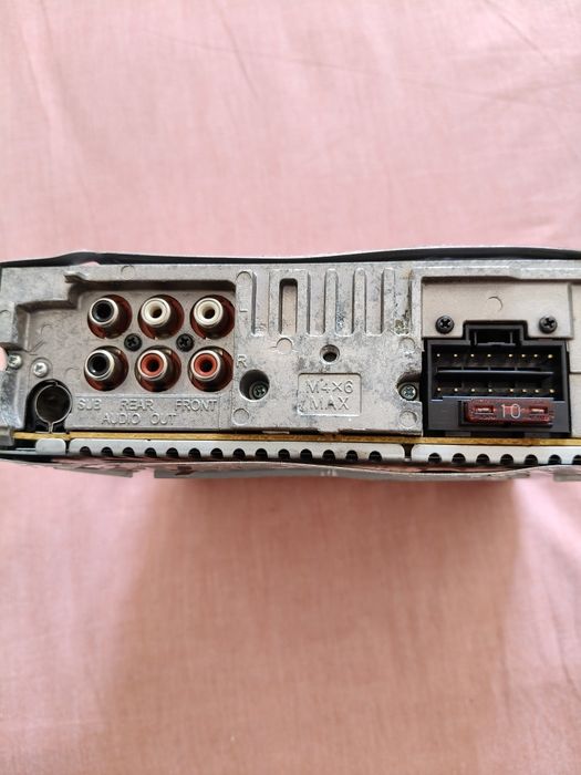 Radio usado  para automovel