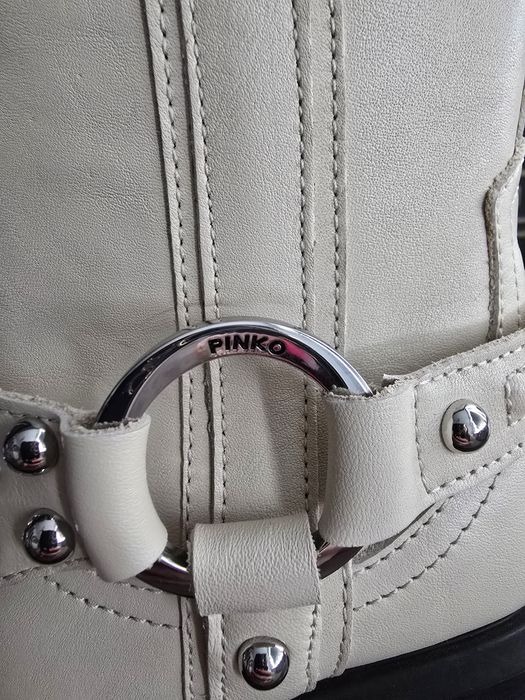 Beżowe kowbojki Pinko