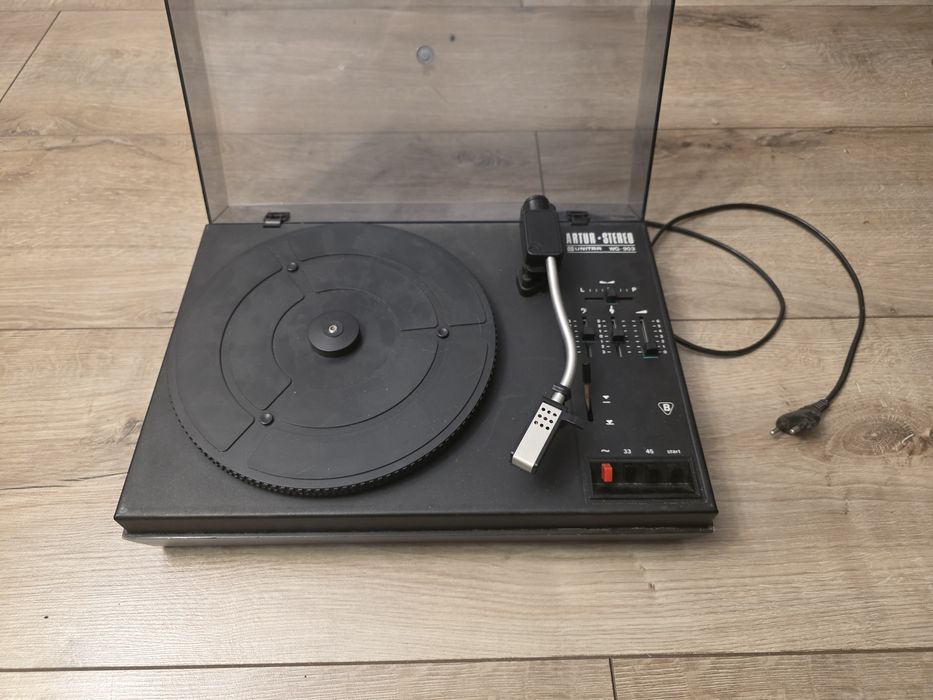 Gramofon Unitra Artur WG-903