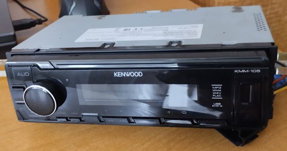 Магнітола Kenwood 2022 року, виробник Індонезія. В гарному стані. 2500