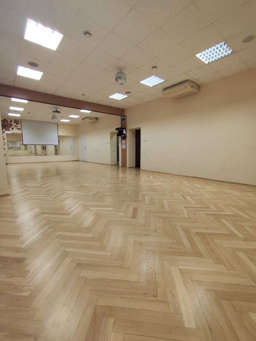 Sala fitness/konferencje/high hills/sesje zdjęciowe/komunie/imprezy/osiemnastki (pow-50/85m2)