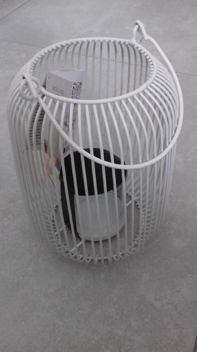 Duża latarnia z uchwytem na telighty świeczki 21 cm metal biała