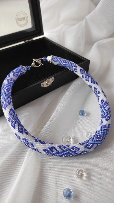 Прикраси з бісеру від 500гр.