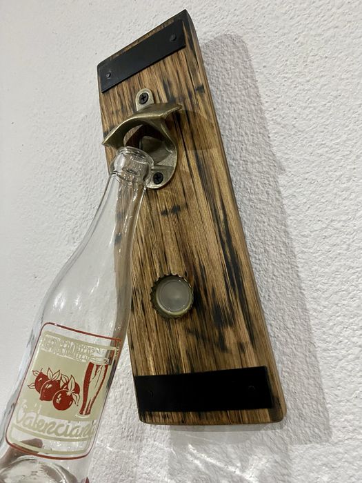 Abre garrafas de Parede c/iman