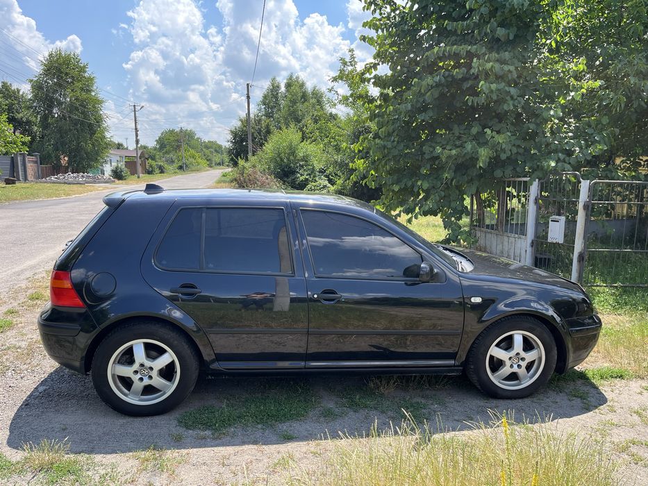 Продам Volkswagen Golf