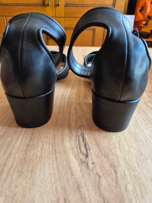 Sandały Clark nowe r.41