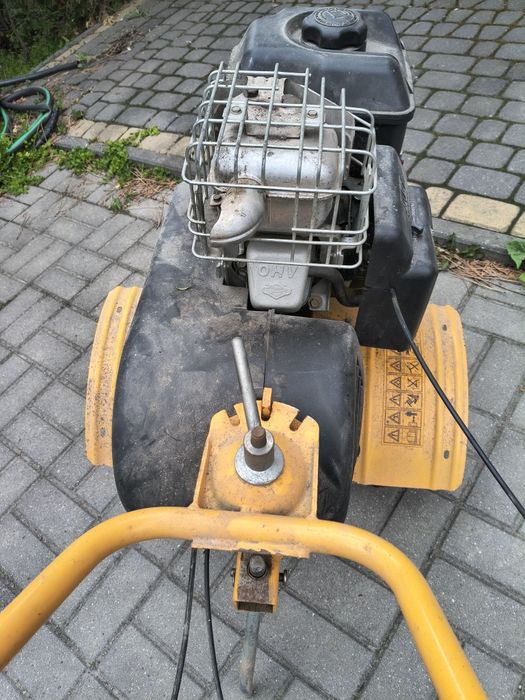 Glebogryzarka spalinowa  silnik briggs