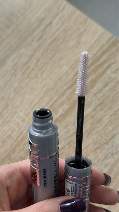 Туш для вій maybelline new york