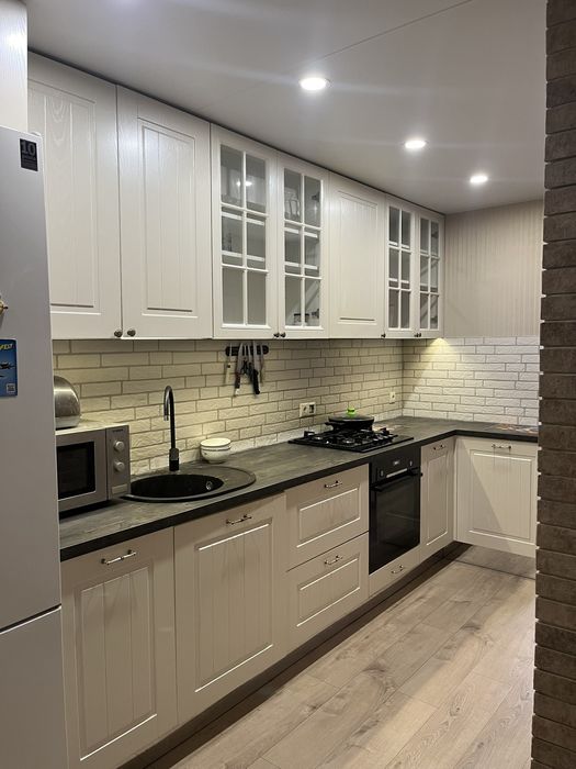 ЖК Щасливий Оксамитова 20, поруч Епіцентр Житомирська Академмістечко